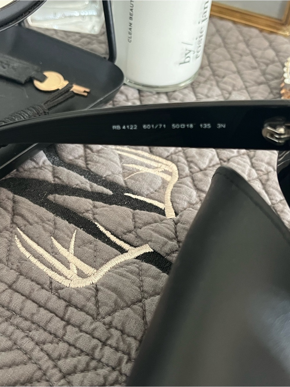Ray-Ban Women's Polished Black Oval Sunglasses RB 4122 - like new w/receipt - Picture 13 of 15